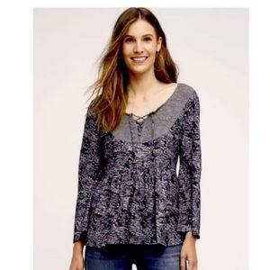 Akemi+Kin Anthropologie Blue and Lilac Paisley Popover with Bell Sleeves